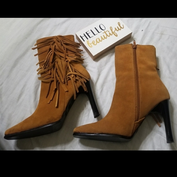 VTG Suede Fringe Boots - Picture 5 of 8
